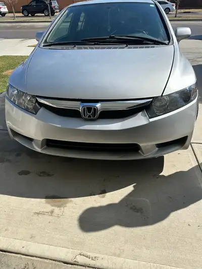 Honda civic car 2008 is on sale .power windows ,power seats, remote starter .heat and ac working in...
