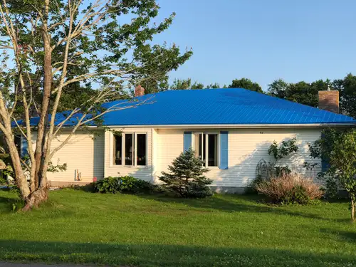 Safe and secure bedroom in our home. The $850 includes all utilities, high speed internet, with cabl...