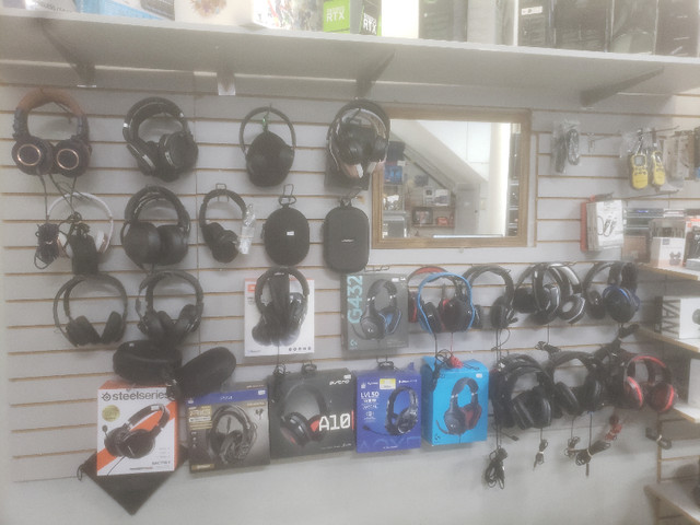 [Pawn Shop] - Headphones/Earbuds- [BUY/SELL/TRADE/LOAN] in Headphones in Cambridge