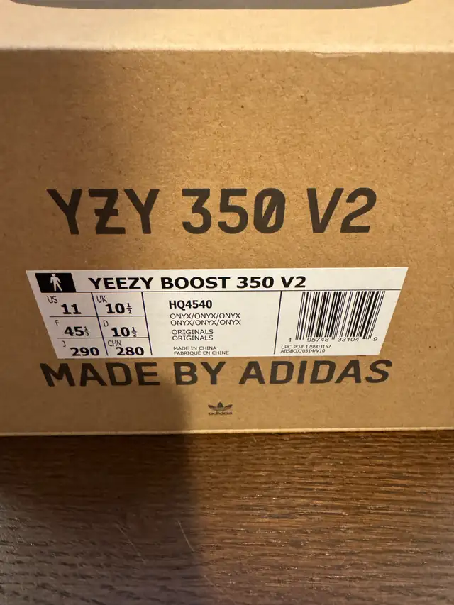 Adidas Yeezy Boost 350 V2 Onyx – Size 11 (Brand New) in Men's Shoes in Windsor Region - Image 7