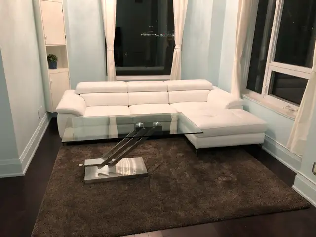 white couch with cat stratches on it63009267823873123