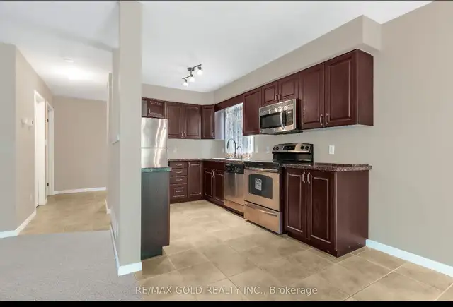 Private rooms for rent in Room Rentals & Roommates in Kitchener / Waterloo - Image 4