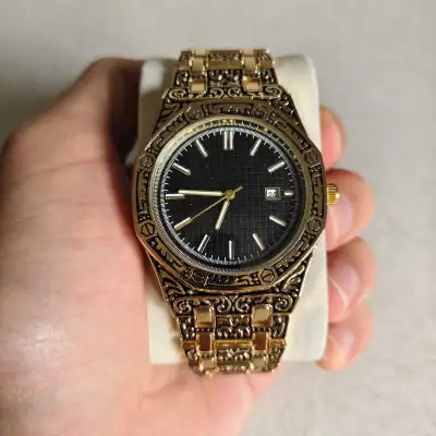 Unique Design Luxury Heavy Gold and Black Classic Watch, View more
