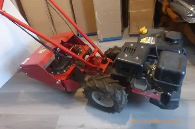 Troy-Bilt VTT Vertical Tine Tiller Bronco Axis Rototiller 208cc New ignition coil and tune up was ju...