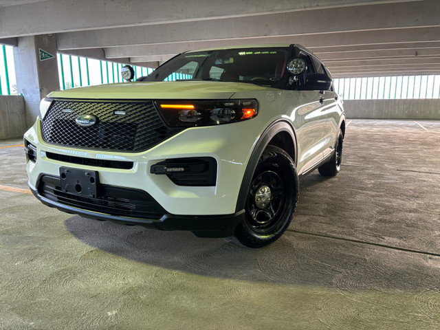 Equipped Ford Police Utility  in Cars & Trucks in Oshawa / Durham Region - Image 4
