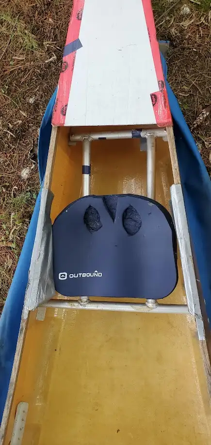 Canot 16' en kevlar. in Canoes, Kayaks & Paddles in Gatineau - Image 6