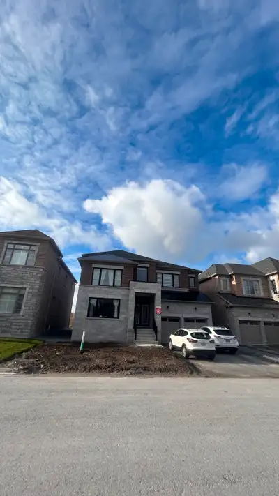 Brand New Luxury Ensuite for Rent – Serene Lakefront Living in Georgina! Location:X Lorraine Hand Cr...