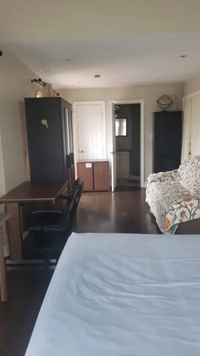 Room with washroom for rent Couple or single occupation