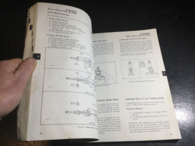 Vintage Briggs and Stratton Repair Instructions IV 1975 in Non-fiction in Parksville / Qualicum Beach - Image 4