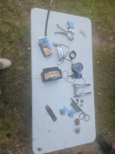 I have some older harley parts for sale what's in pick and I also have a new( ran 2 times) s&s super...