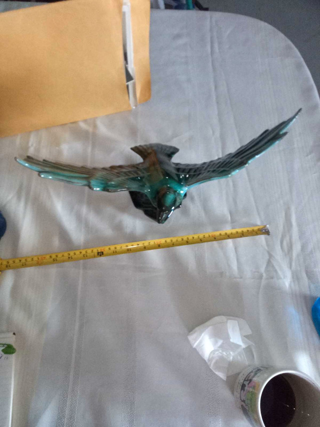 Blue mountain pottery with a wing span of almost 15 ins.perfect. in Arts & Collectibles in Yarmouth - Image 3