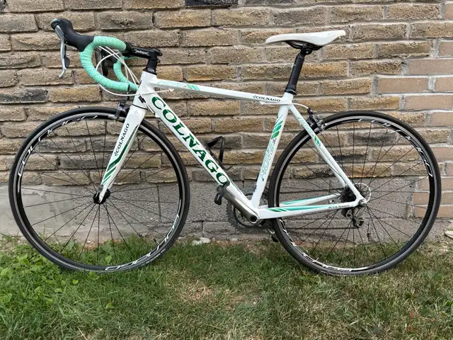 Colnago Move Road Bike size 49S in Road in City of Toronto - Image 4
