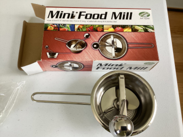 Inox Time Mini Food Mill - New in Box dans Vaisselle et articles de cuisine  à Ouest de l’Île - Image 3