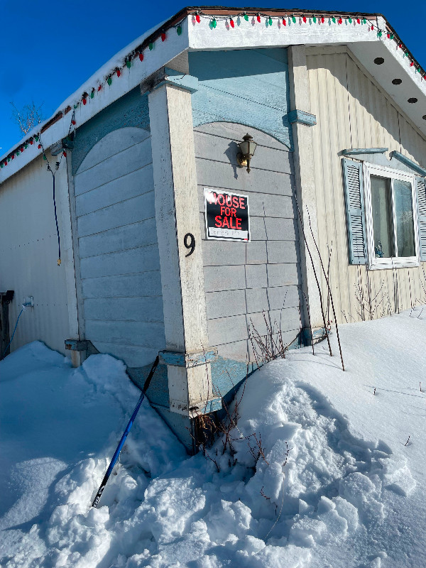 Handyman’s project! in Houses for Sale in Yellowknife