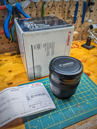 Canon EF 20 mm f2.8 prime lens+hoya UV filter (like new in box)