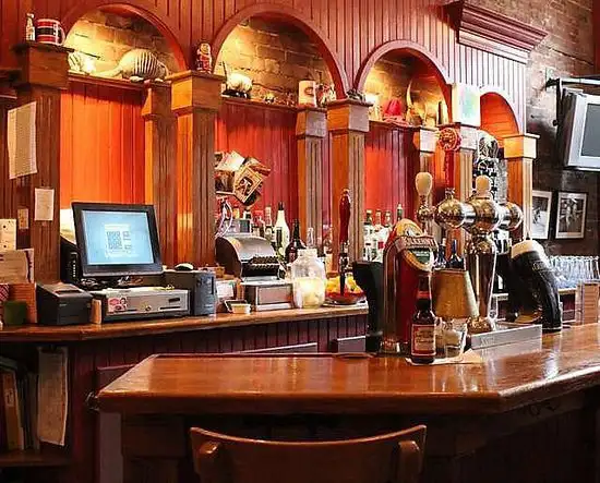 Kitchen Staff in Bar, Food & Hospitality in Ottawa - Image 2