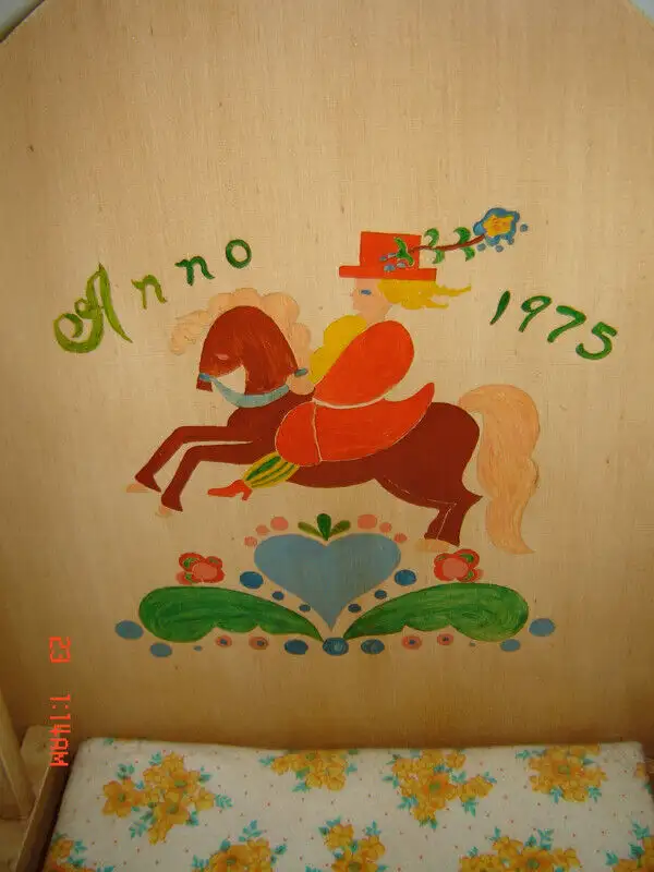 Lovely Antique Solid Wood Doll Crib in Toys & Games in City of Toronto - Image 7