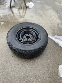  4 winter tires on rims 265/70r17