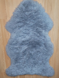 Wool pelt cover / 4 point wool Blanket