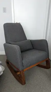 Monte Joya Rocker Chair in Pebble Grey & Walnut