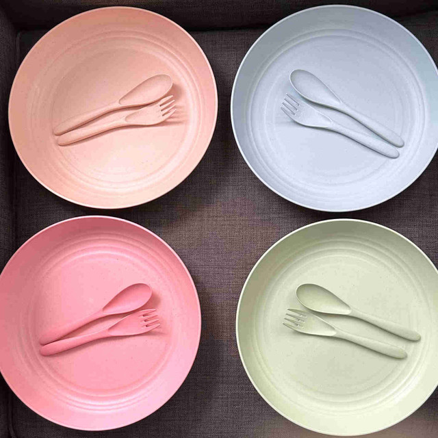  New Plastic Deep Plates in Kitchen & Dining Wares in Markham / York Region