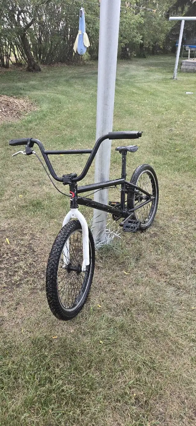 bmx bike in BMX in Strathcona County - Image 2