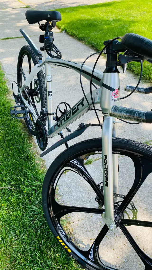 Cool and stylish 700C road bikes for sale, Affordable prices in Road in City of Toronto - Image 5