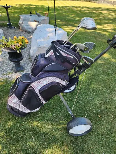 Women's PC-X RIGHT Golf Clubs with Cart & OGIO Bag , Voir plus