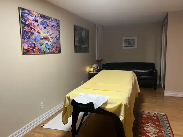 Registered Massage Therapist / Massothérapeute certifié (CM
