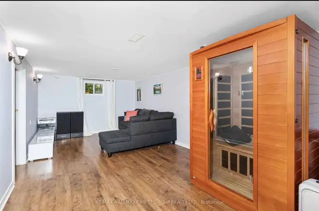 2 Bed 1 Bath Basement For Rent in Long Term Rentals in Oshawa / Durham Region - Image 4