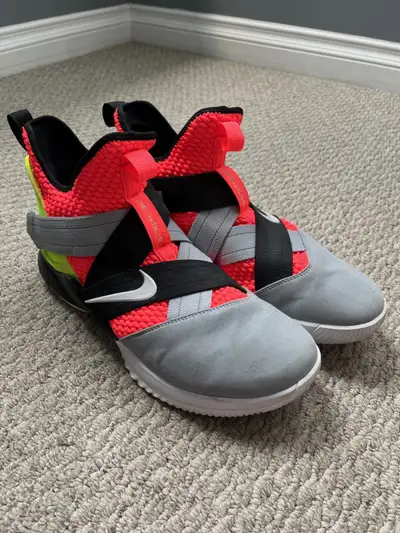 Men's running shoes, View more