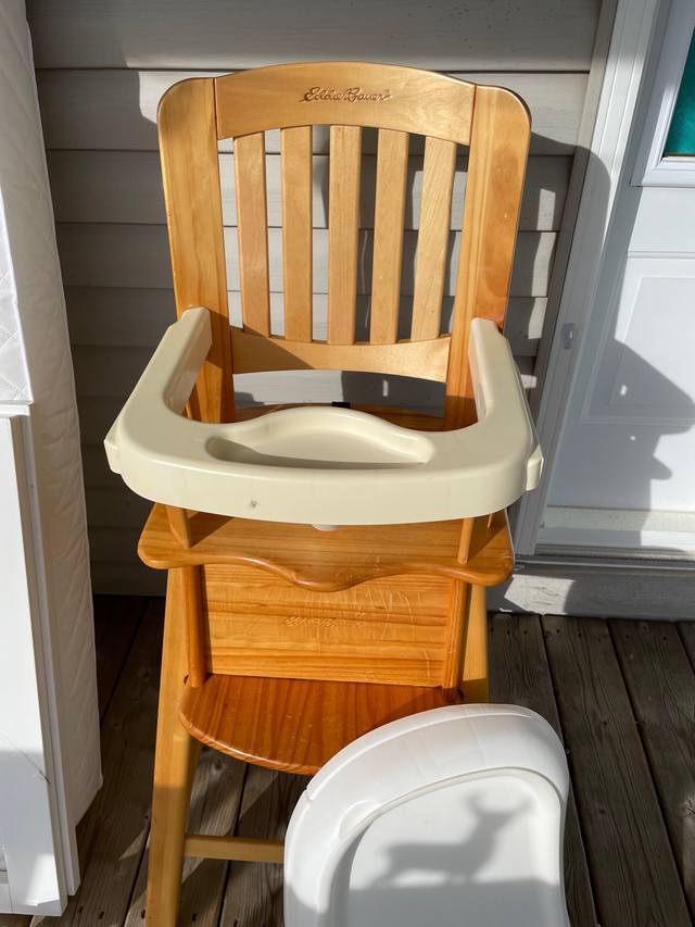 Eddie Bauer Wooden High Chair in Feeding & High Chairs in Dartmouth - Image 4