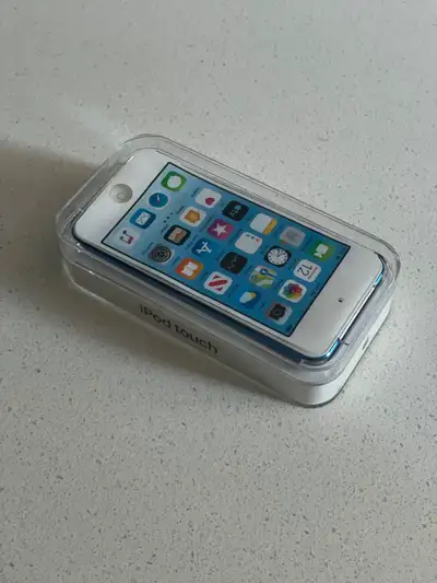 Apple IPod Touch 7th Generation 32 GB, View more