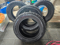 4 pneus d’hiver 235 /60R18 Toyo Observe G3 Ice