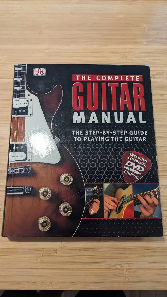 The Complete Guitar Manual in Other in City of Montréal - Image 2