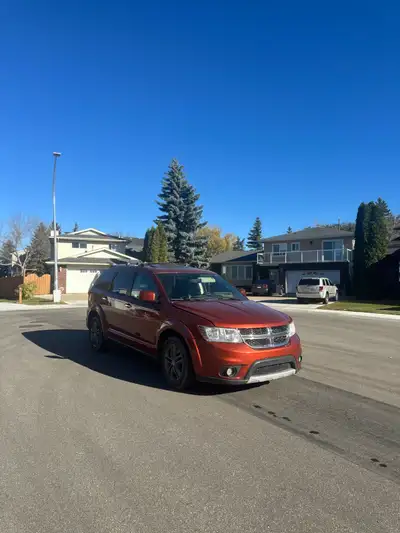 2015 Dodge Journey R/T fully loaded, 7 leather seats, remote start, active status. Runs and drives w...