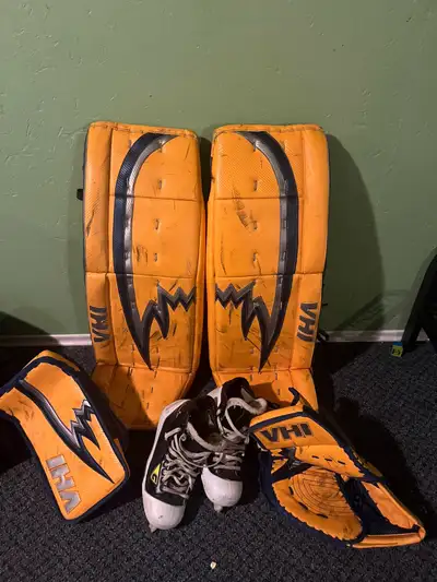 Ice Hockey Goalie Equipment, View more