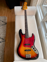 ‘62 Reissue Fender Jazz Bass Japan