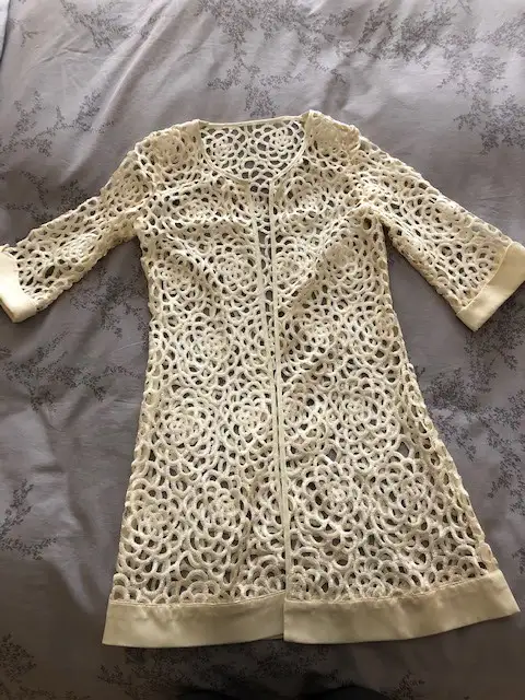 Max Mara eyelet dress with slip and matching jacket in Ivory in Women's - Dresses & Skirts in City of Toronto - Image 3