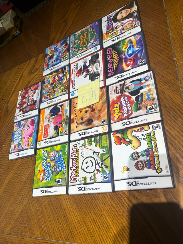 Nintendo DS empty game cases with manuals like new in Nintendo DS in City of Toronto