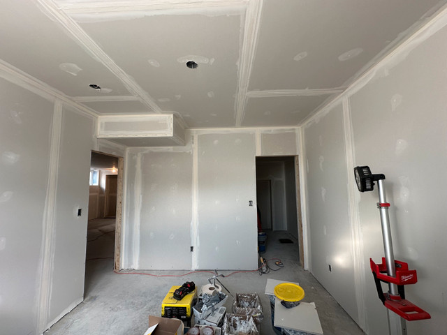 QUALITY AND SKILLED DRYWALLER AND TAPER - Edmonton in Drywall & Stucco Removal in Edmonton