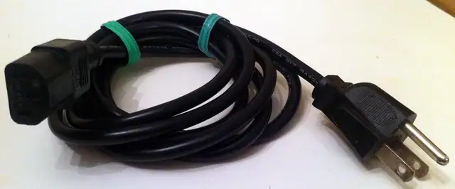 Power Cord $ 5 in Cables & Connectors in City of Toronto - Image 2