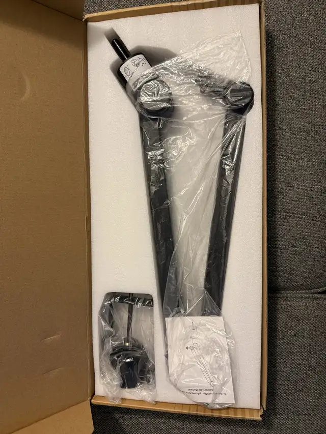 Heavy duty Microphone Arm Stand. New!  in Pro Audio & Recording Equipment in City of Toronto - Image 3