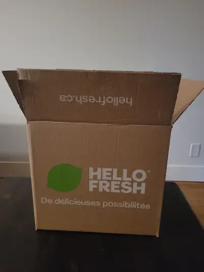 Cardboard boxes HelloFresh, View more