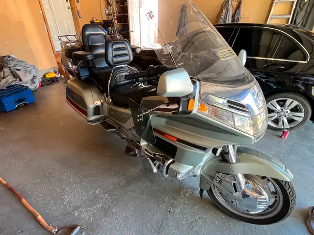 Honda Goldwing  50th Anniversary Edition in Touring in Edmonton - Image 2