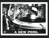 LOST IN SPACE RITTENHOUSE REPRINT CHASE CARD 18 A NEW PERIL