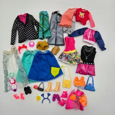 Barbie Accessories Lot Beige Tall Sandals Flat Feet Cherry Red T, View more