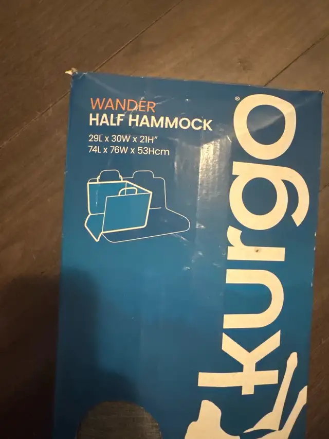 Kurgo Wander Half Hammock NEVER USED BOX WAS ONLY OPENED   in Accessories in St. Catharines - Image 3