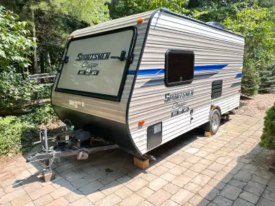 Coming August 1st or 2nd. This is a trailer with fold outs. It is not a pop up. Will not respond to...