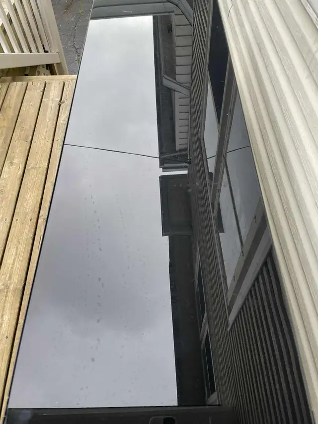 Black glass TV stand/table with shelves in TV Tables & Entertainment Units in City of Halifax - Image 2